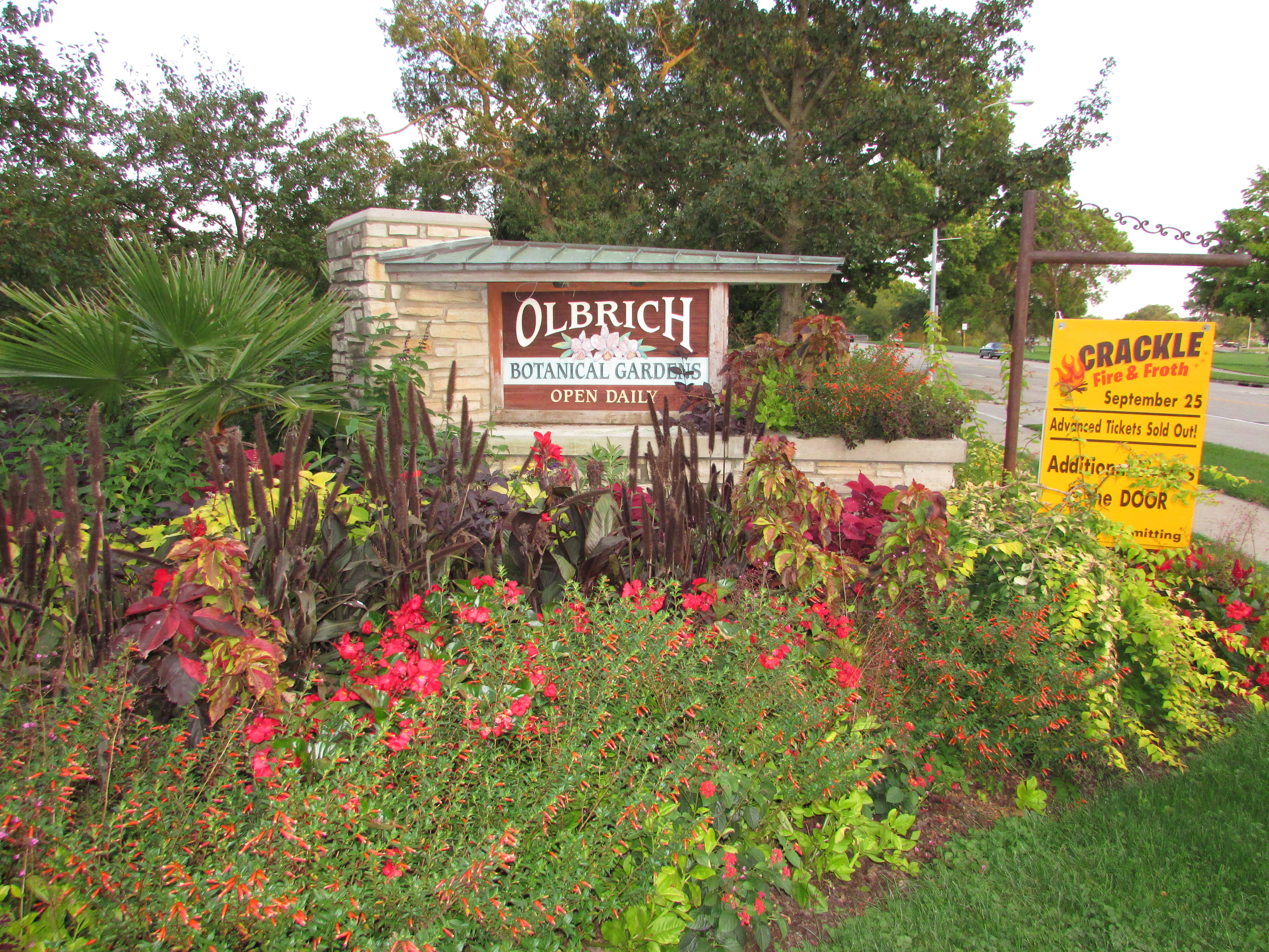 Gleam Olbrich Botanical Gardens In Madison Adventures In Travel